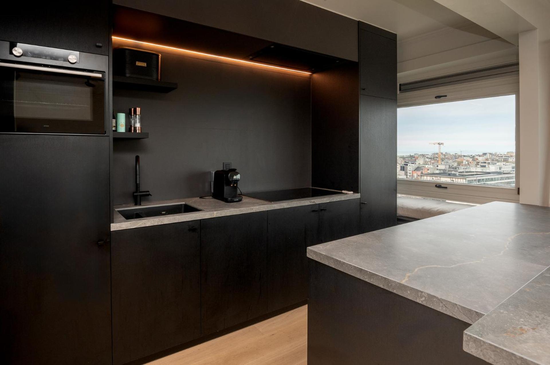Stunning Views Over With Garage * Ostend