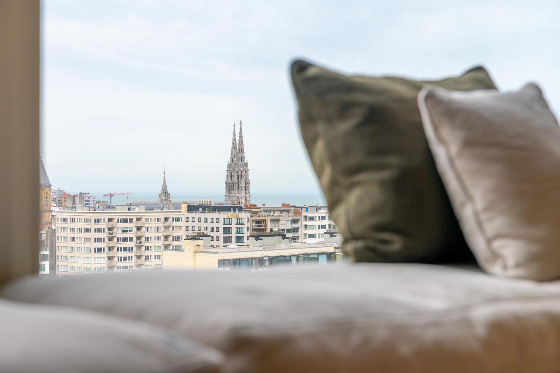 Stunning Views Over With Garage Ostend