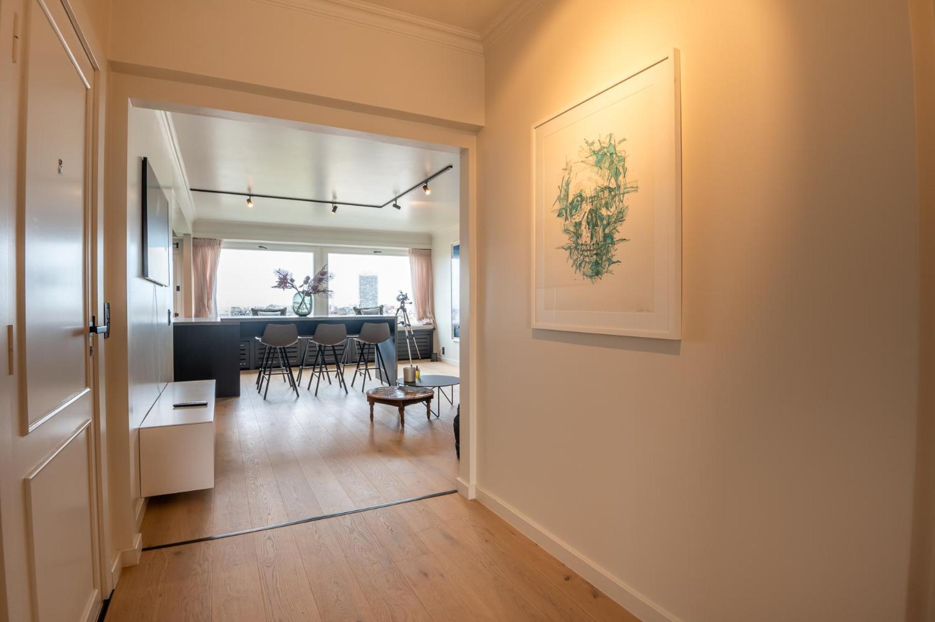 Apartment Stunning Views Over With Garage